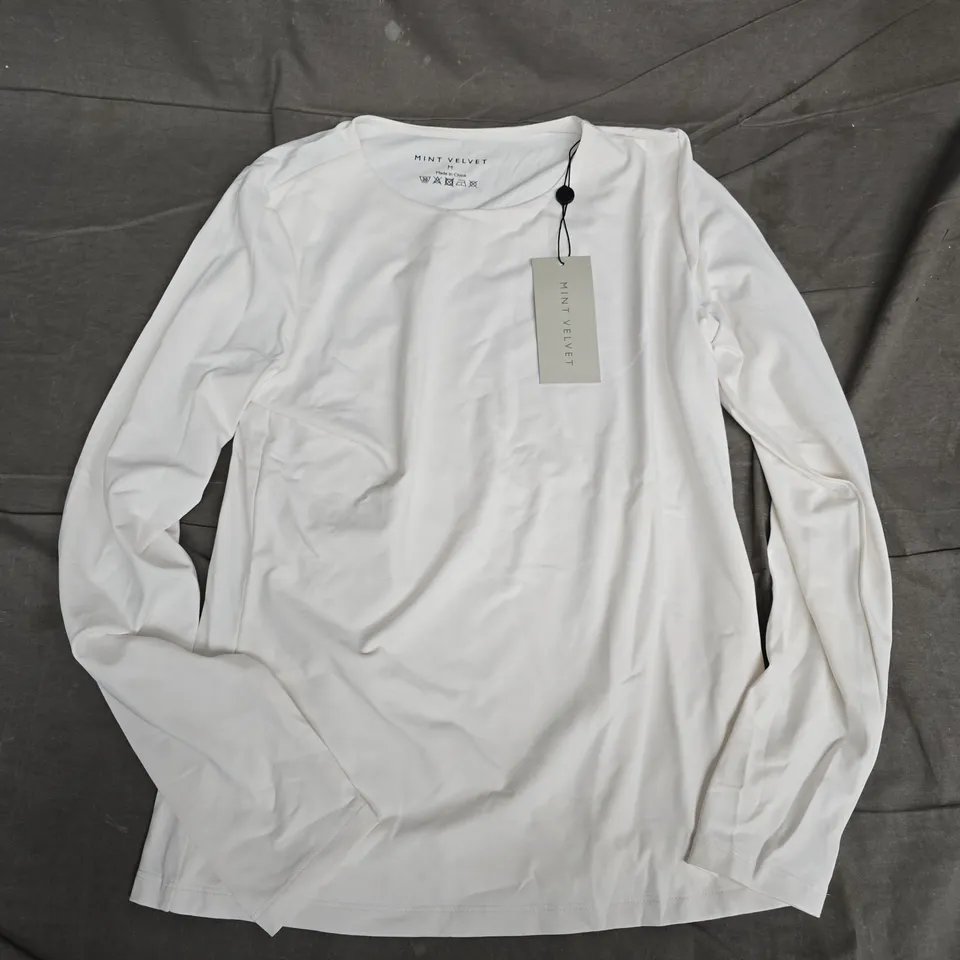 MINT VELVET WHITE LAYERING CREW NECK TOP – WOMEN'S, SIZE M