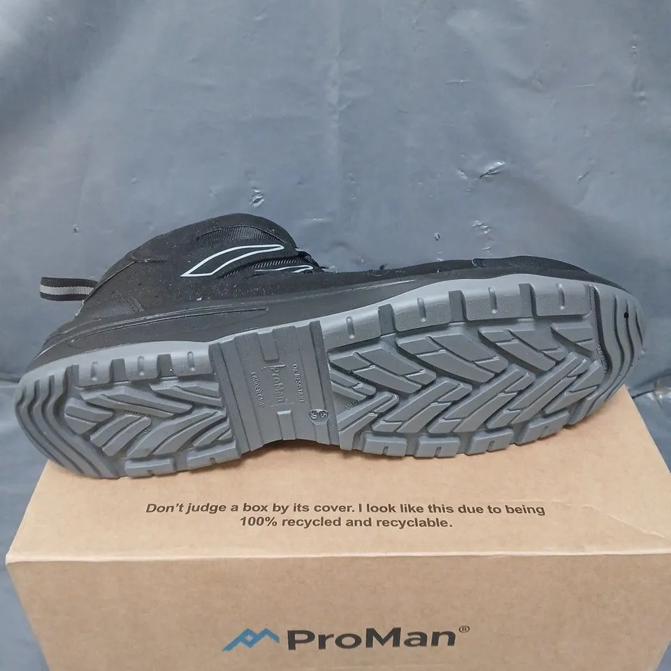 BOXED PAIR OF PROMAN HARTFORD SAFETY BOOTS - 15