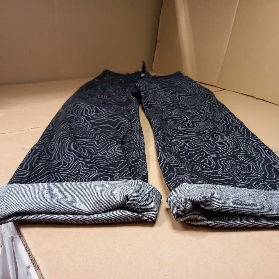 MILK IT BLACK/CHARCOAL STAR LASER DAD JEANS - SIZE W26