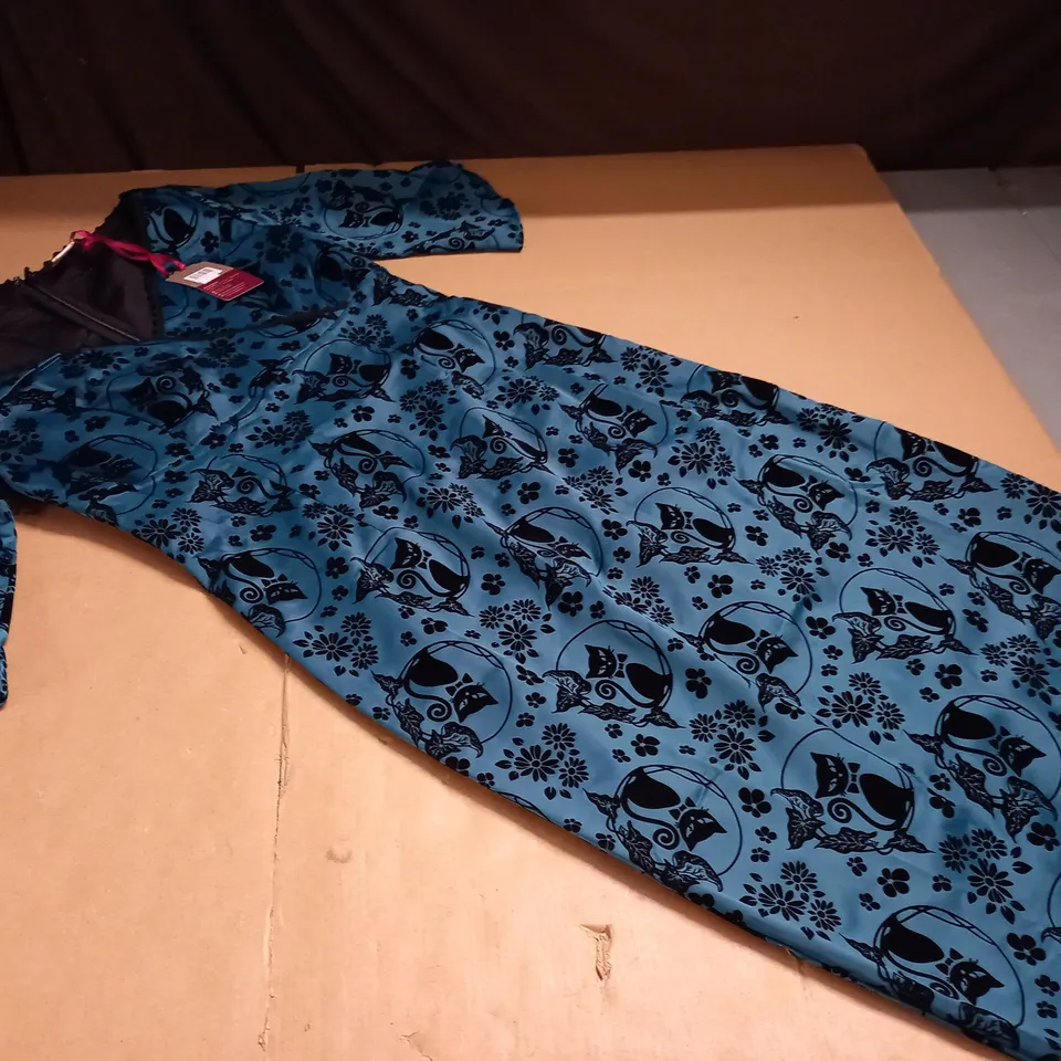 LOT OF 4 TEAL CAT THEMED DRESS - VARIOUS SIZES