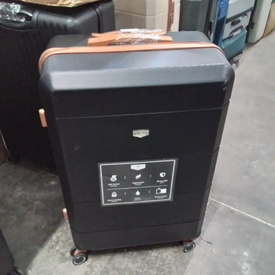 MEDIUM SUITCASE BLACK & BROWN