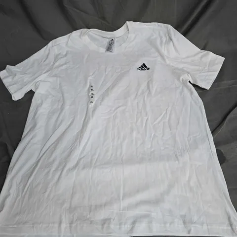 ADIDAS LOGO TSHIRT IN WHITE SIZE XL