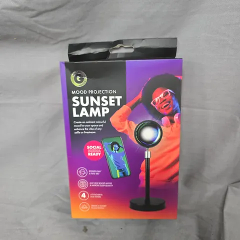 MOOD PROJECTION SUNSET LAMP – LED MOOD LAMP (BOXED)