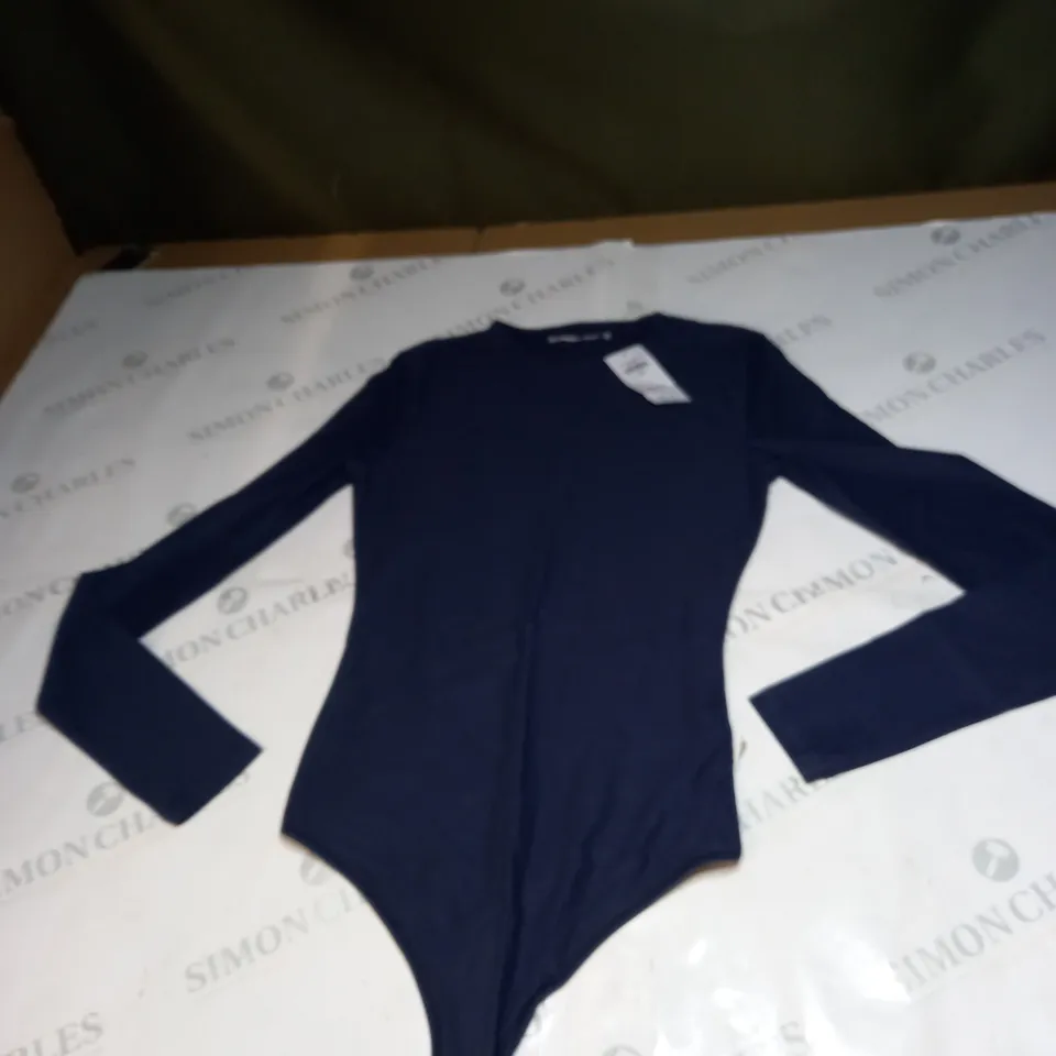 ABERCROMBIE AND FIT PLAYSUIT SIZE XS
