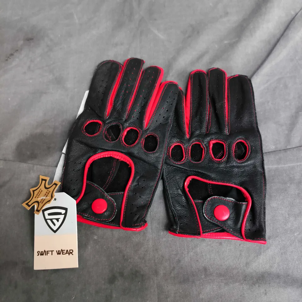 SWIFT WEAR BLACK LEATHER GLOVES WITH RED TRIM 