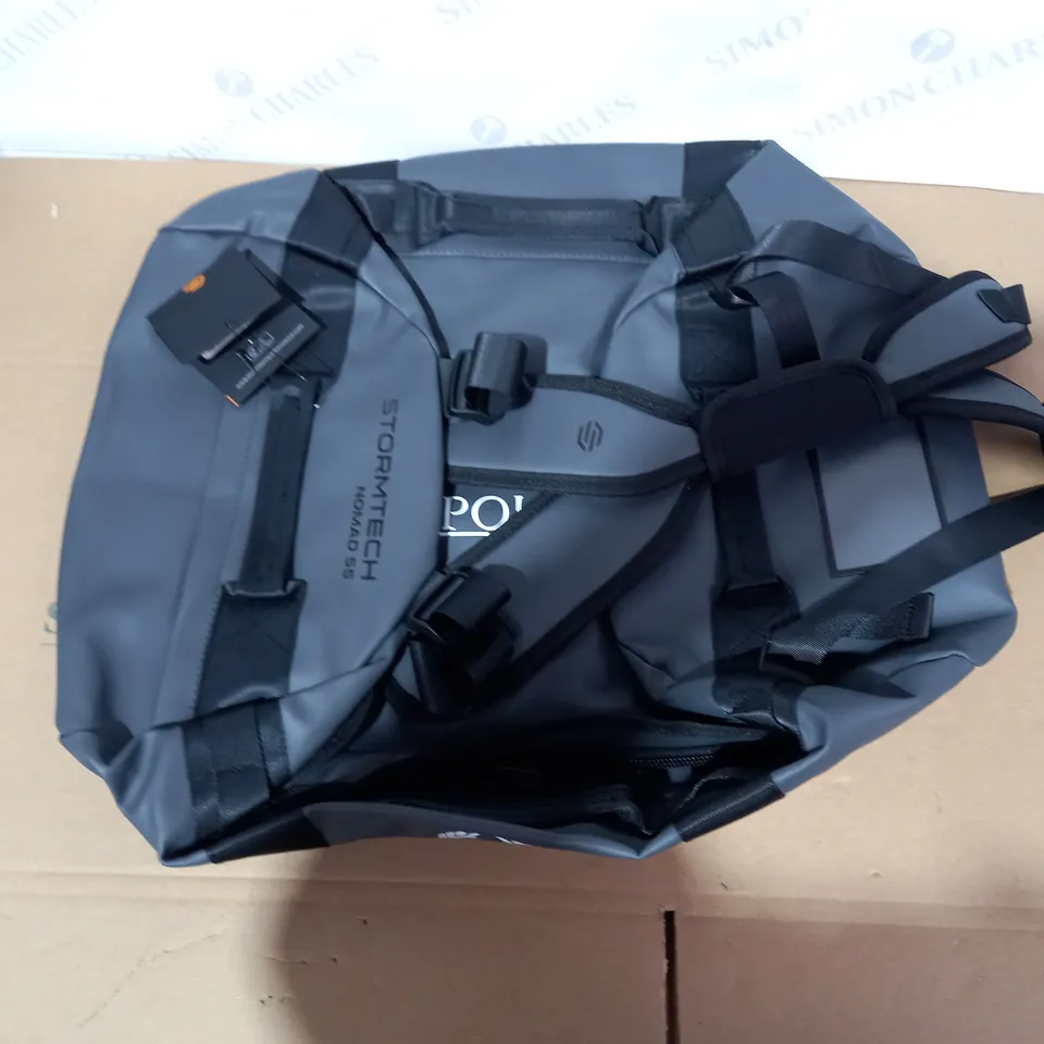 STORMTECH NOMAD 55 GREY/BLACK CARRY ALL BAG