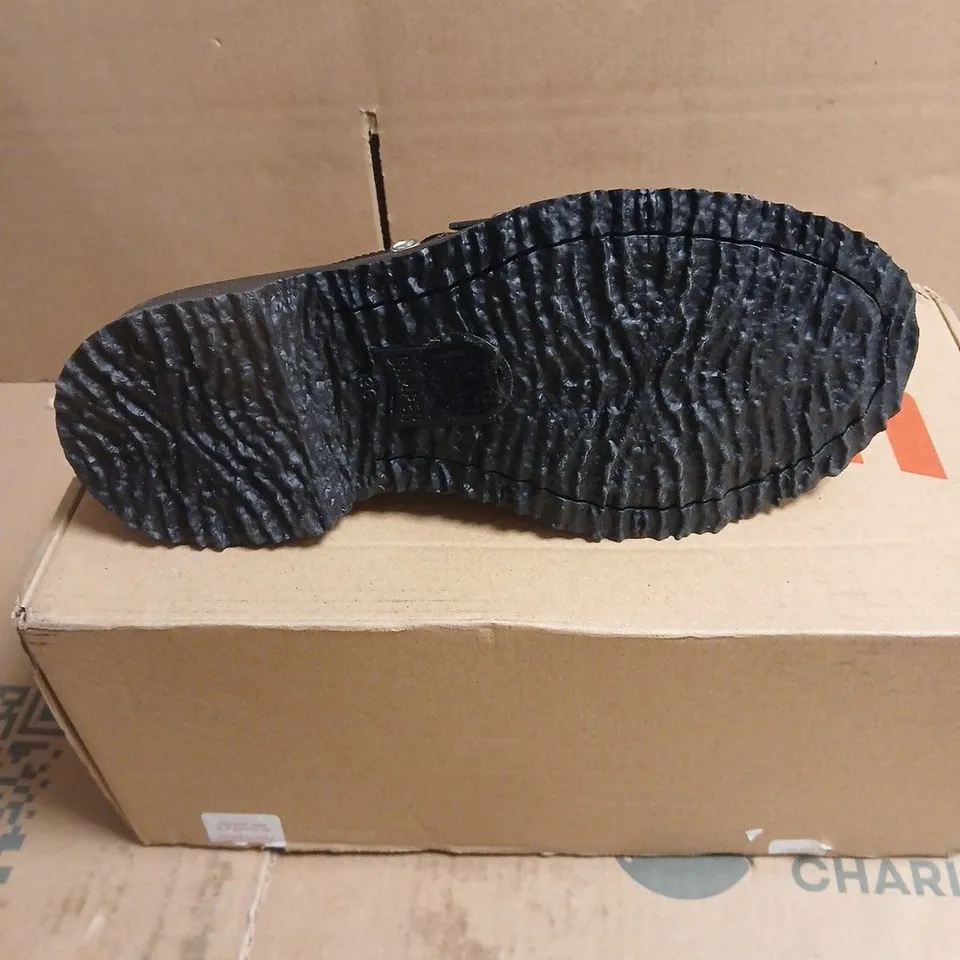 CAMPER BLACK LEATHER LOAFERS WITH METAL EYELET EMBELLISHMENTS, PLATFORM SOLE BOXED SIZE 36