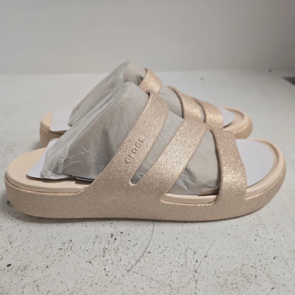 PAIR OF CROCS ALDO ROSE-GOLD GLITTER SANDALS - SIZE F6