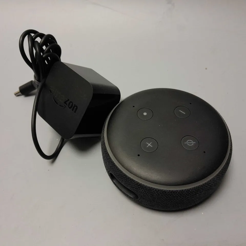 BOXED AMAZON ECHO DOT