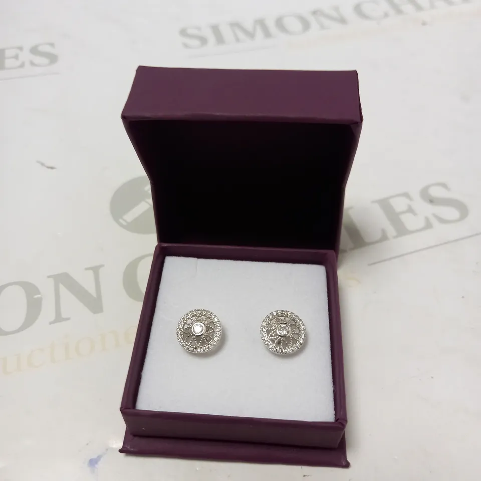 F.HINDS SILVER CUBIC ZIRCONIA HALO FLOWER STUD EARRINGS