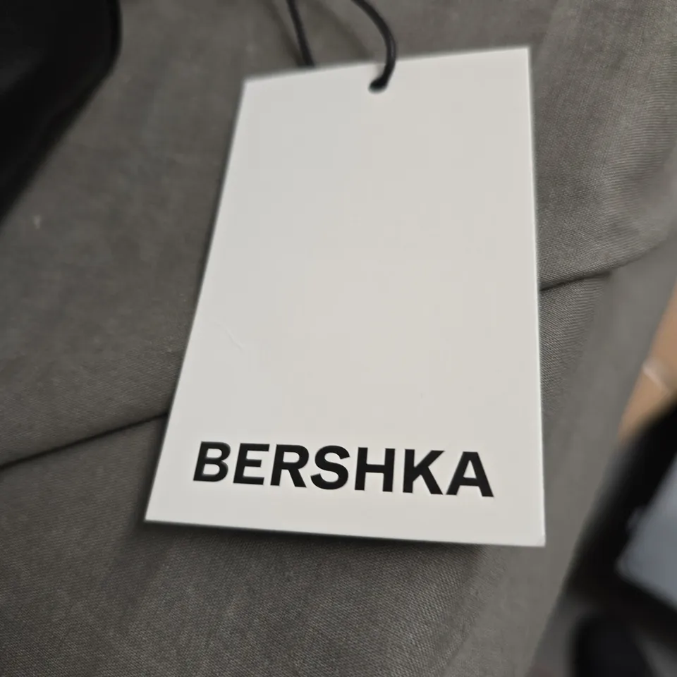 Bershka Black Leather Belt Bag with Front Pockets – One Size