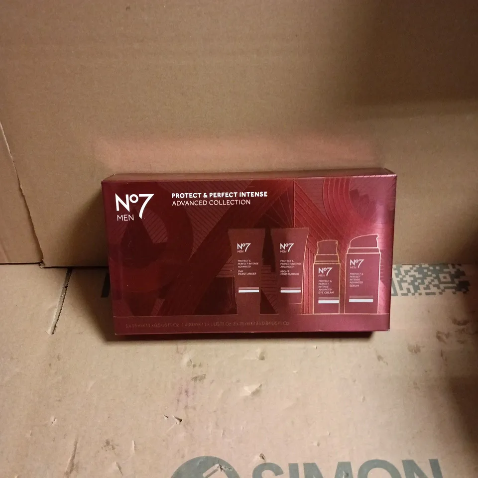 NO7 MEN ADVANCED COLLECTION SKINCARE SET – DAY MOISTURISER, NIGHT MOISTURISER, SERUM & EYE CREAM