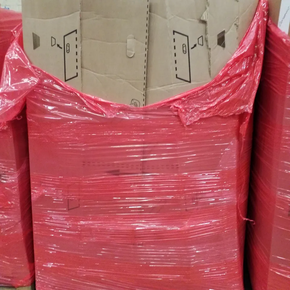 PALLET CONTAINING ASSORTED PRODUCTS INCLUDING WALL CLOCK, STUFFED ANIMAL STORAGE, ARTIFICIAL PLANTS, PORTABLE ELECTRIC STOVE & 2500W OIL HEATER WITH TIMER 