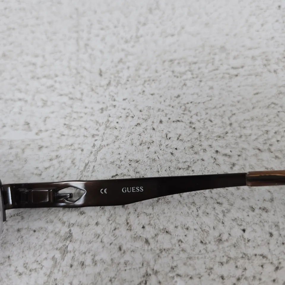 GUESS EYEGLASSES – SLIM BROWN METAL FRAME WITH RECTANGULAR LENSES (CE) – WITH CASE