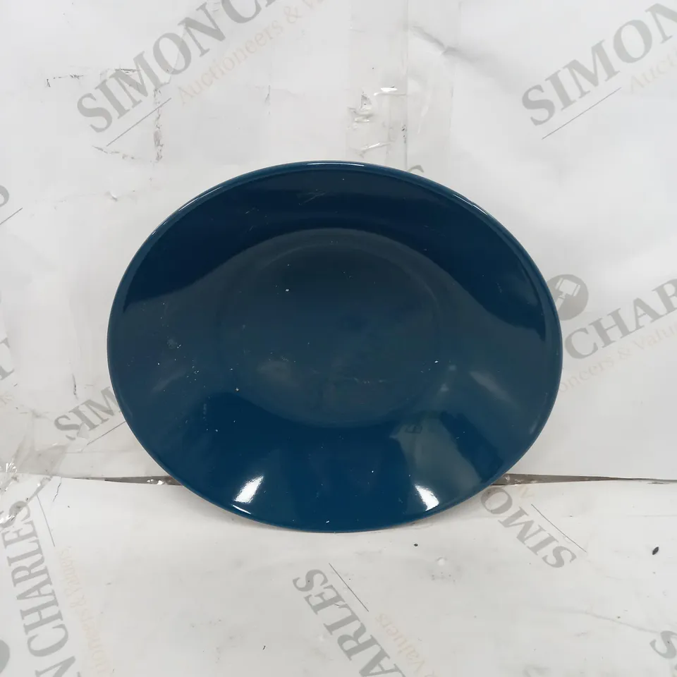 BRAND NEW BOXED CESIRO 12 PIECE PORCELAIN DINNERWARE SET IN SHINY BLEUMARIN TO INCLUDE LARGE PLATES, SMALL PLATES AND BOWLS - COLLECTION ONLY