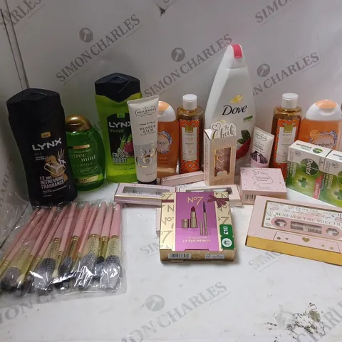 APPROXIMATELY 20 ASSORTED COSMETICS ITEMS TO INCLUDE DOVE REVIVING BODY WASH (720ml), N07 LIMITED EDITION LIP DUO INFINITY SET, AVON SENSES SHOWER GEL, ETC