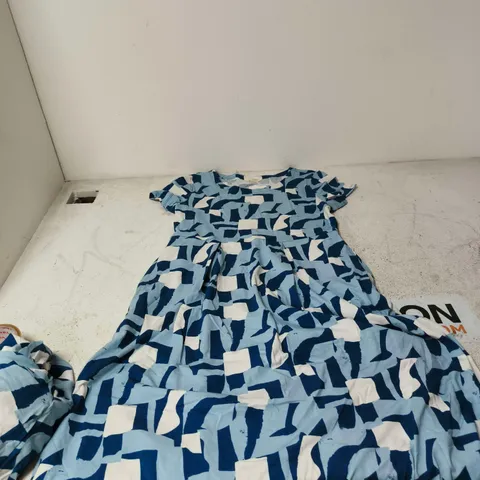 SEASALT CORNWALL PETITE DRESS – ORGANIC COTTON, BLUE GEOMETRIC PRINT