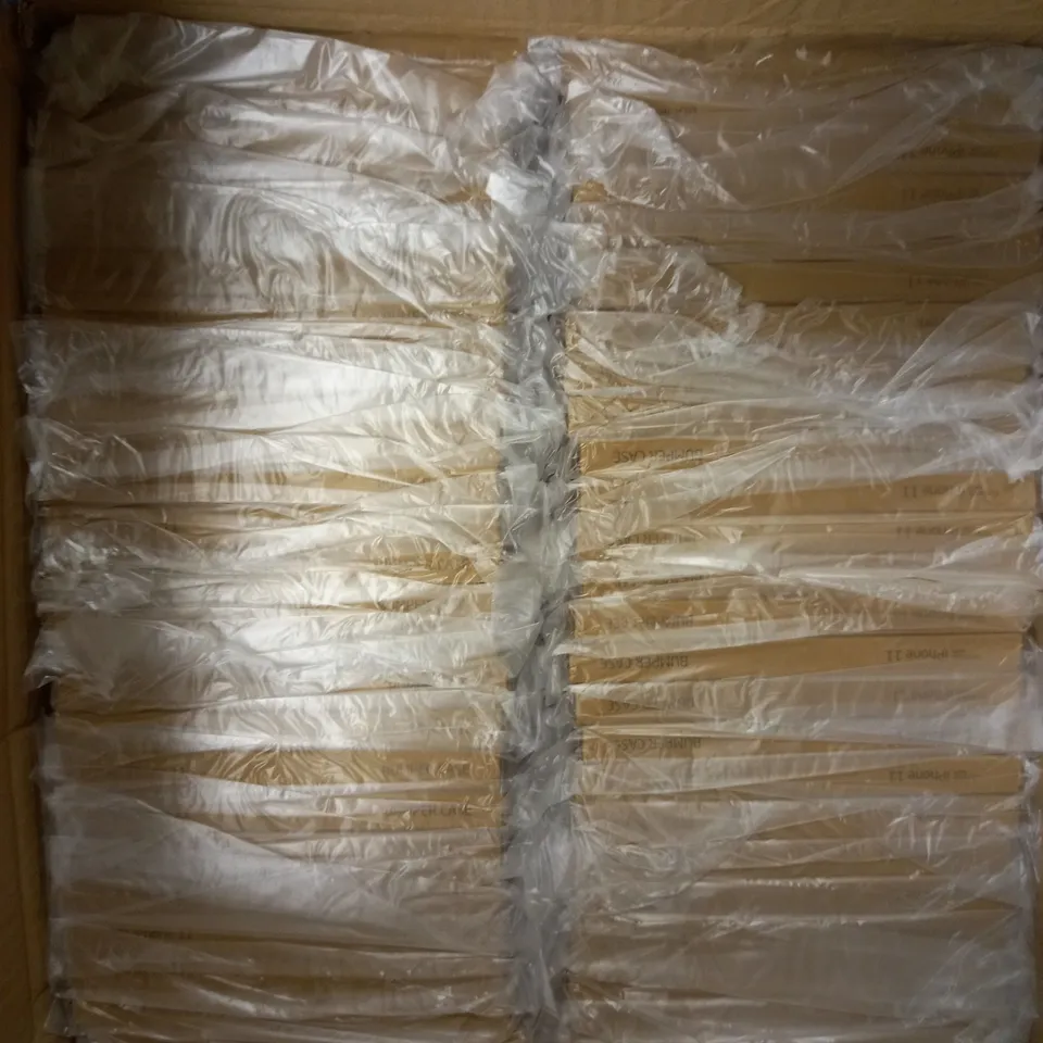 BOX OF 100 BRAND NEW GROOV-E IPHONE 11 BUMPER CASES IN BLACK 