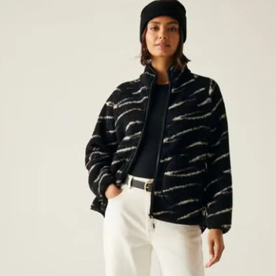 BRAND NEW REGATTA WOMEN'S FULL-ZIP FLEECE FRANKIE BORG BLACK AND WHITE SIZE 8