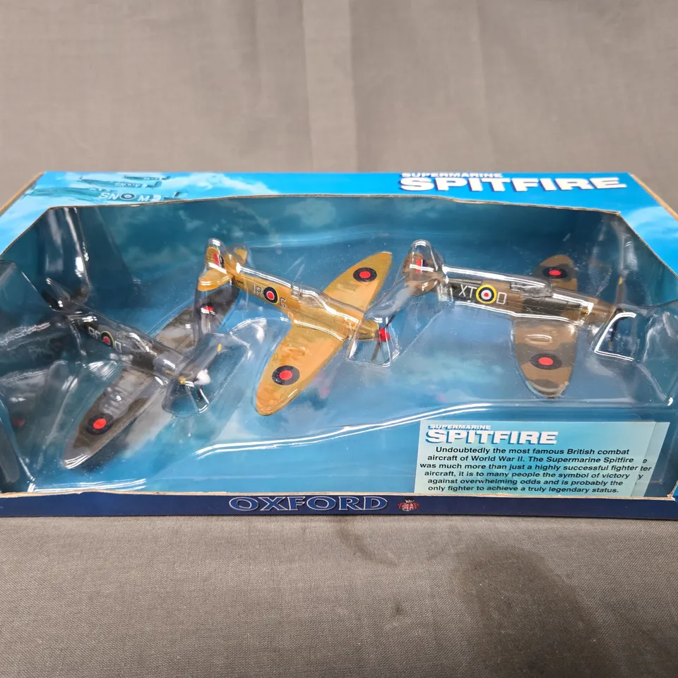 OXFORD SUPERMARINE SPITFIRE MODEL SET