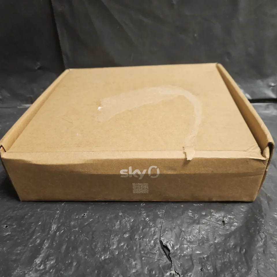 SKY IP061-EF-ANT STREAM PUCK