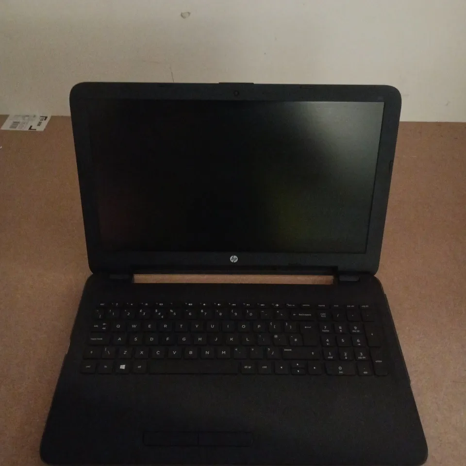 HP LAPTOP - MODEL TPN-C126