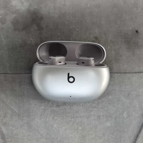 BEATS STUDIO BUDS TRUE WIRELESS EARBUDS – SILVER CHARGING CASE