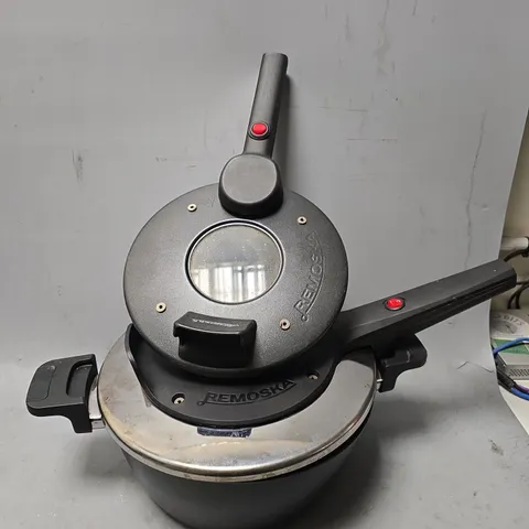 REMOSKA ELECTERIC COOKING PAN 