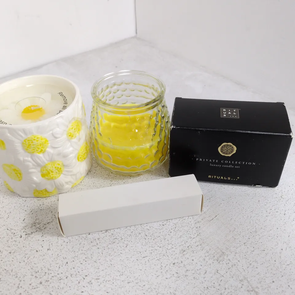 LOT OF APPROXIMATELY 14 ASSORTED CANDLES AND WAX MELTS TO INCLUDE THE WHITE COMPANY AND RITUALS