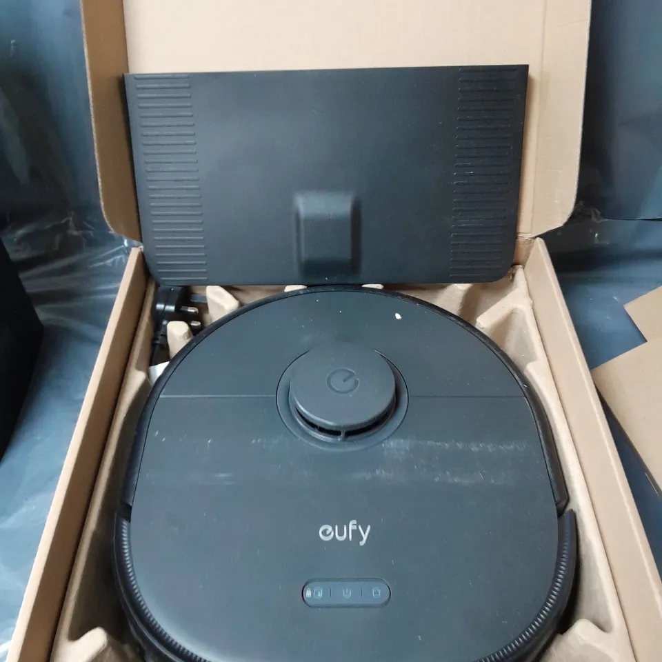 EUFY X10 PRO OMNI ROBOT VACUUM & MOP WITH SELF-EMPTYING AND REFILLING STATIONS - COLLECTION ONLY