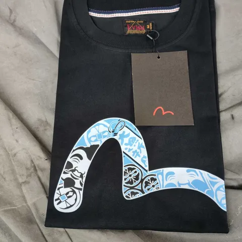 EVISU BLACK T‑SHIRT WITH LARGE WAVE LOGO (MEN'S)
