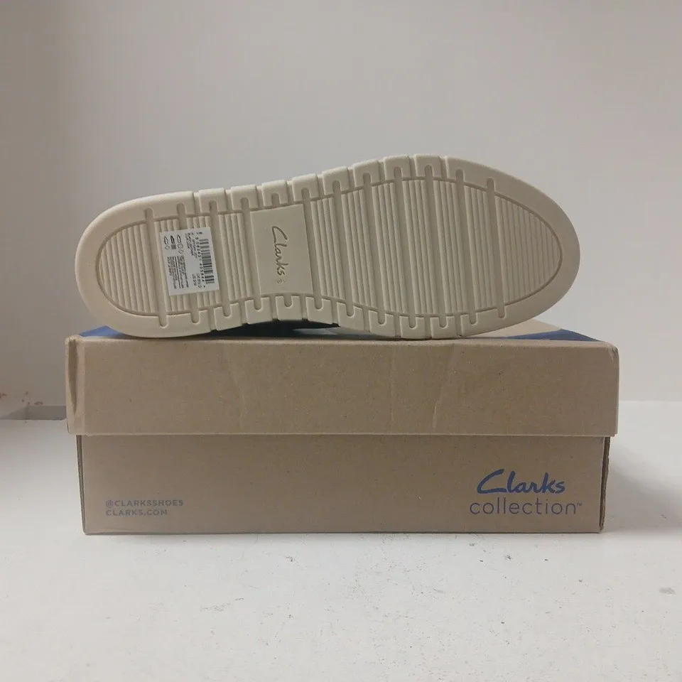 BOXED PAIR OF CLARKS MYKAH JOY SHOES IN BLACK/CREAM SIZE 6.5