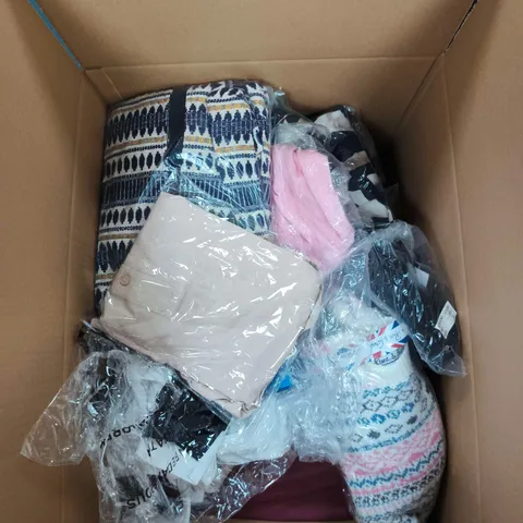 BOX OF APPROXIMATELY 20 ASSORTED ITEMS TO INCLUDE: BEIGE HANDBAG