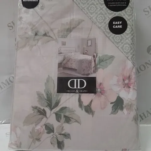 BRAND NEW DREAMS & DRAPES SUPER KING DUVET COVER SET WITH FLORAL DESIGN
