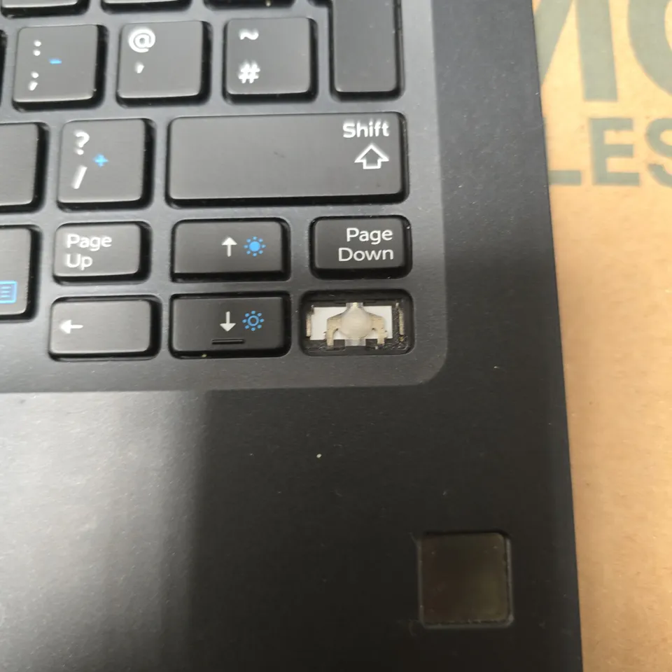 DELL LATITUDE 7280 LAPTOP – I5-6300U, 8GB RAM, 128GB SSD, 12.5" DISPLAY 