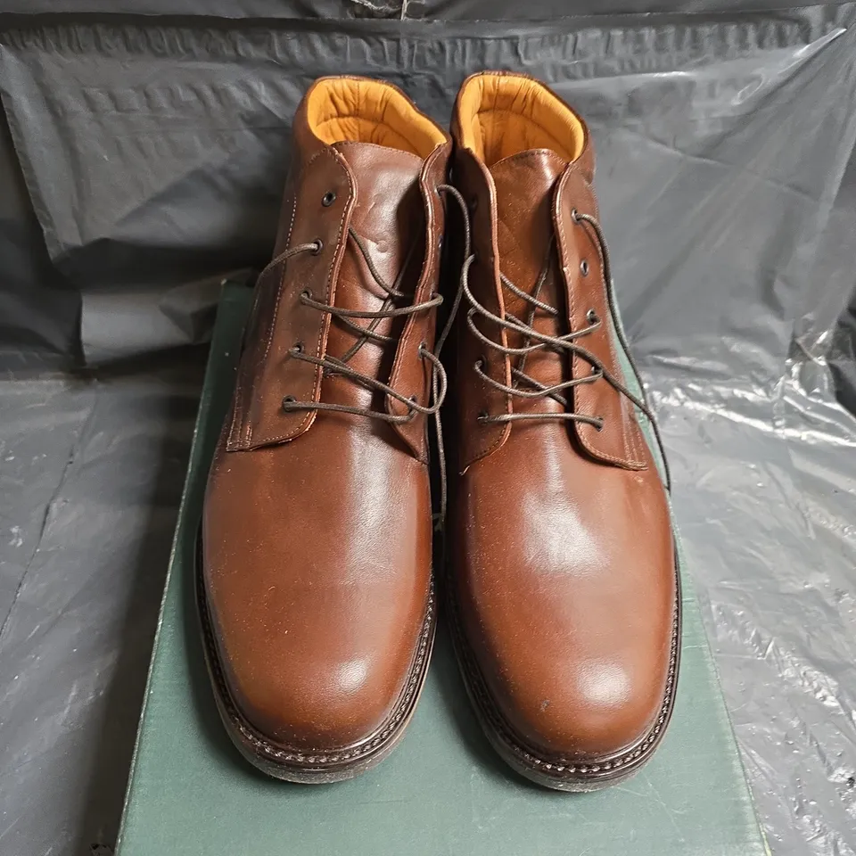 CLARKS MEN'S BROWN LEATHER BOOTS UK 11