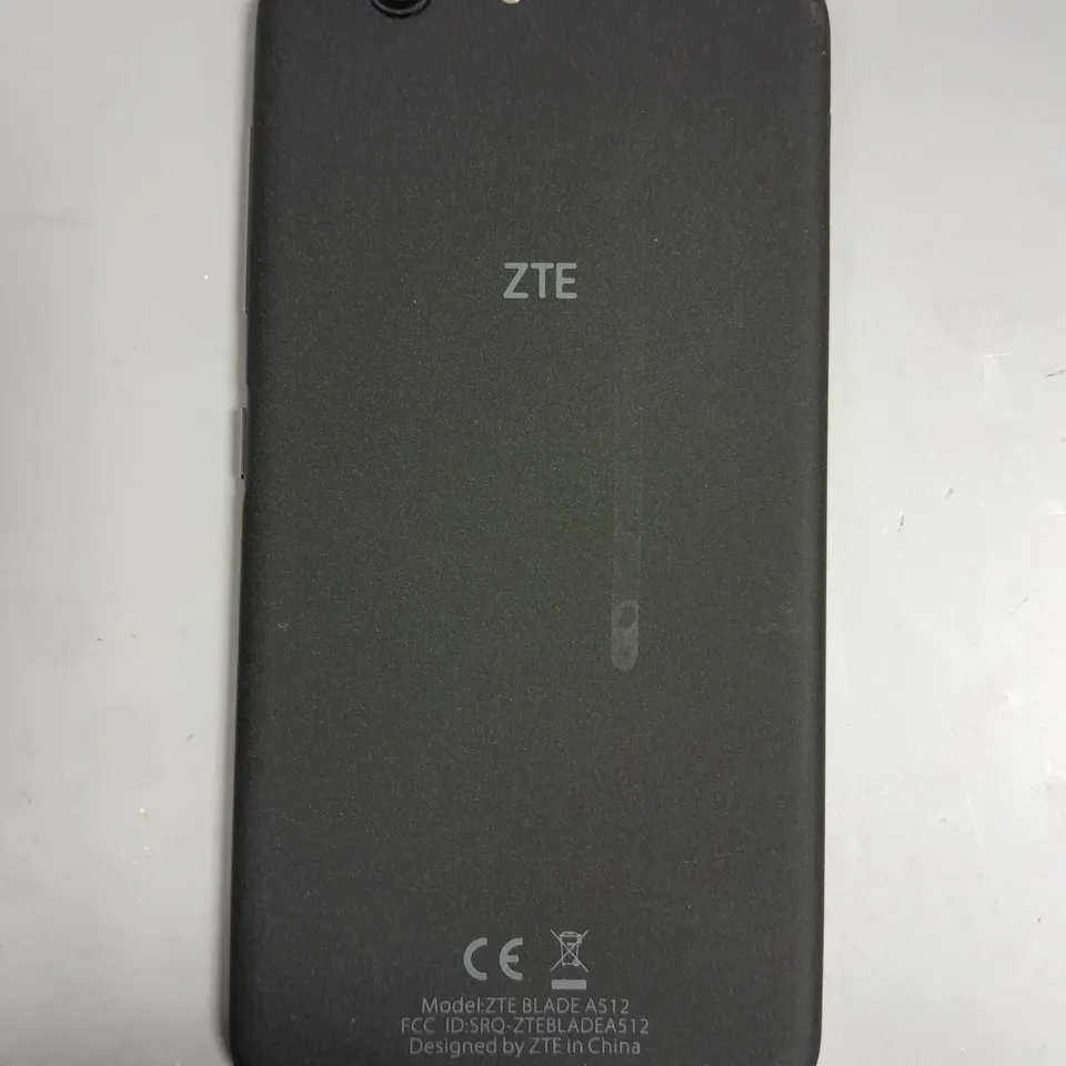 ZTE BLADE A512 SMARTPHONE 