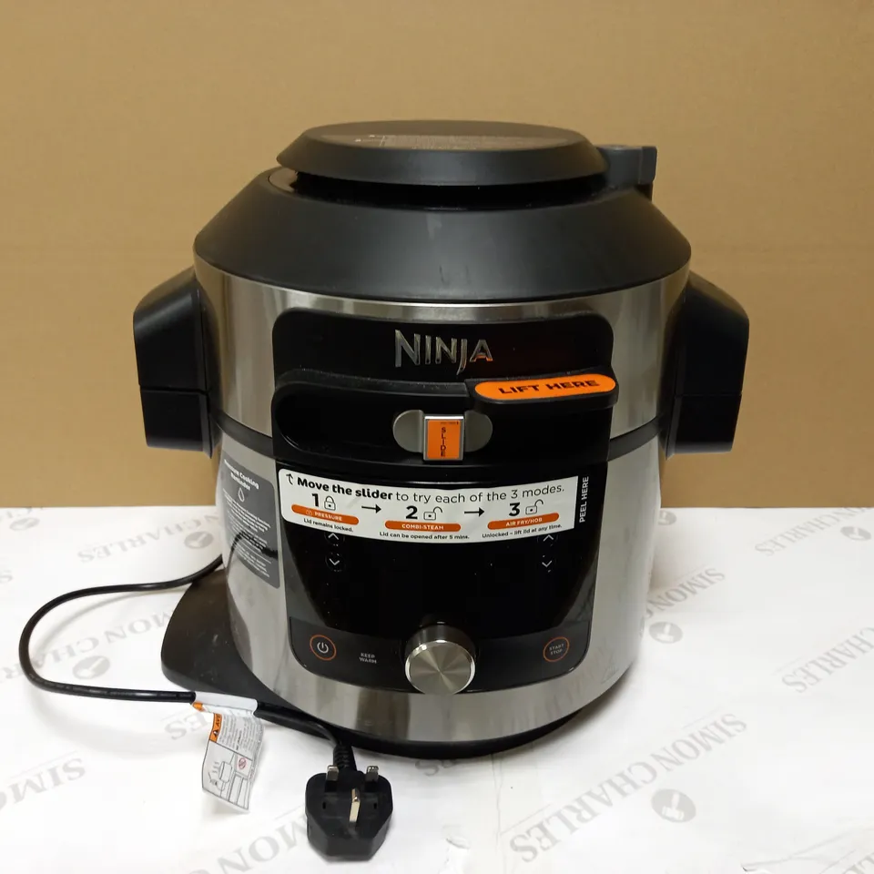 NINJA FOODI MAX SMARTLID MULTI-COOKER 