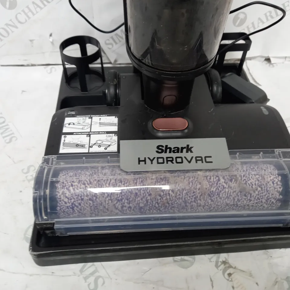 SHARK CORDLESS HYDROVAC 3-IN-1 HARD FLOOR CLEANING SYSTEM WD210UK