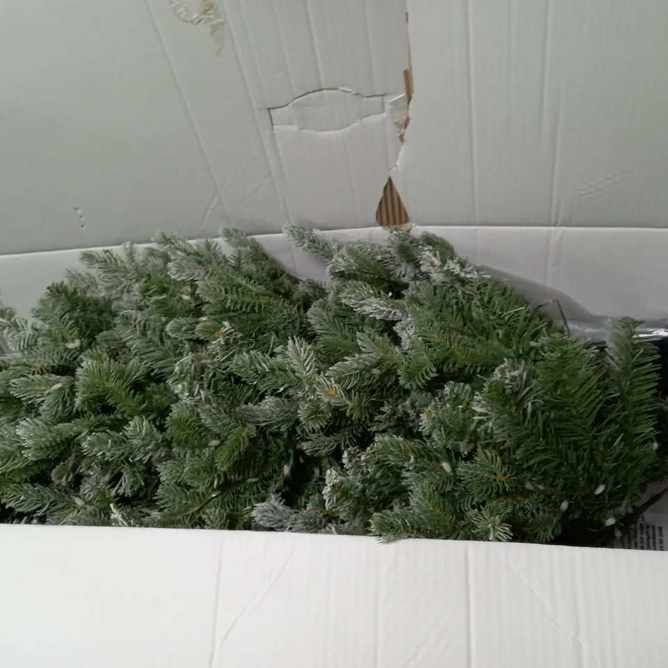 BOXED 5 FOOT SNOWKISSED PRE LIT CHRISTMAS TREE - COLLECTION ONLY 