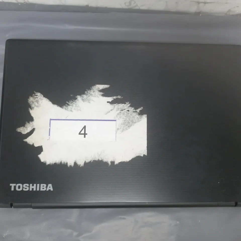 TOSHIBA SATELLITE PRO R50-B	15 INCH I3-4005U 1.70GHZ