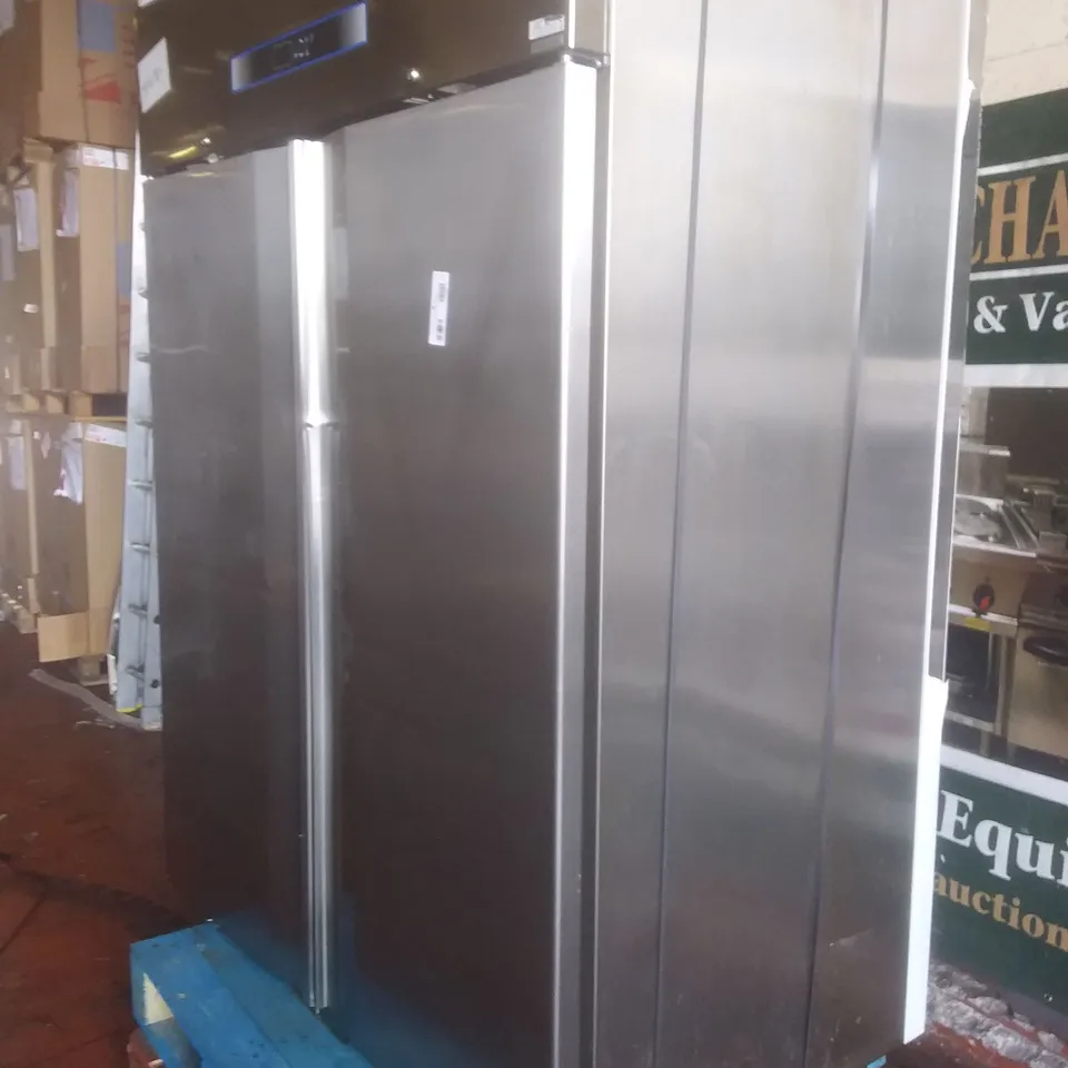 LARGE DISPLAY FRIDGE 
