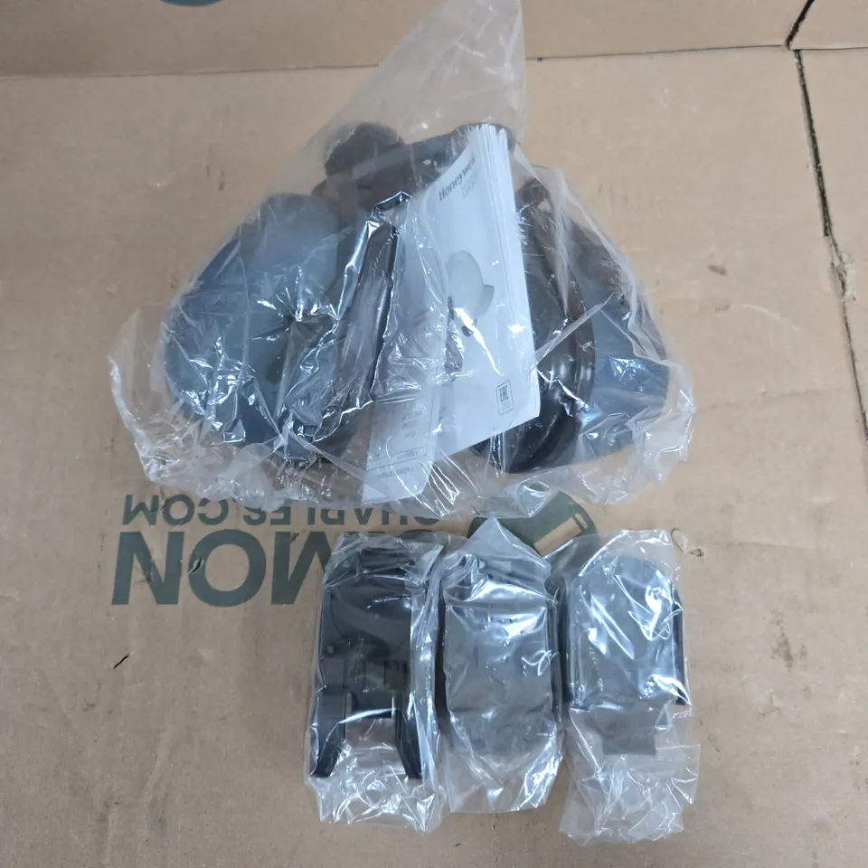 BOXED HONEYWELL CLARITY C3H HELMET EARMUFF