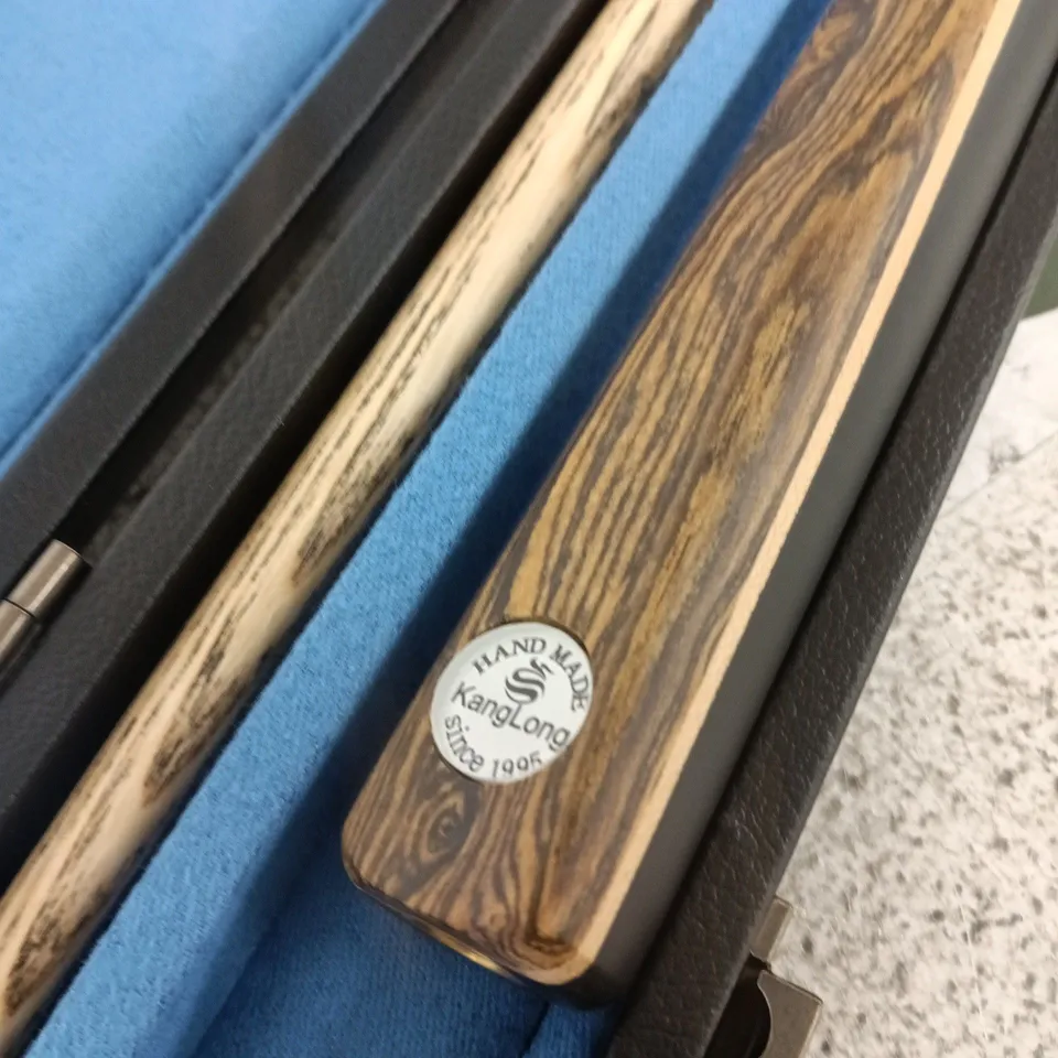 KangLong Hand Made Billiards Cue in Case with Chalk