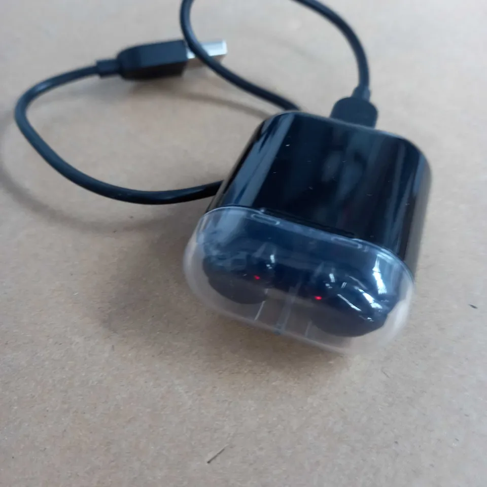 ONN TRUE WIRELESS EARBUDS WITH CHARGING CASE