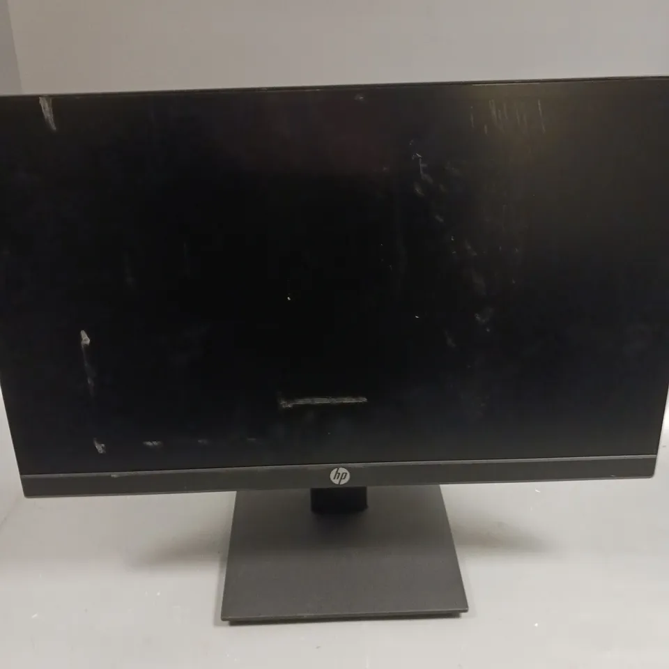 HP P22 G4 21.5" MONITOR 