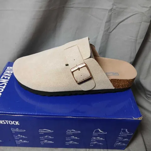 BIRKENSTOCK BEIGE SUEDE ARIZONA-STYLE SANDALS – UK 5 (EU 38)