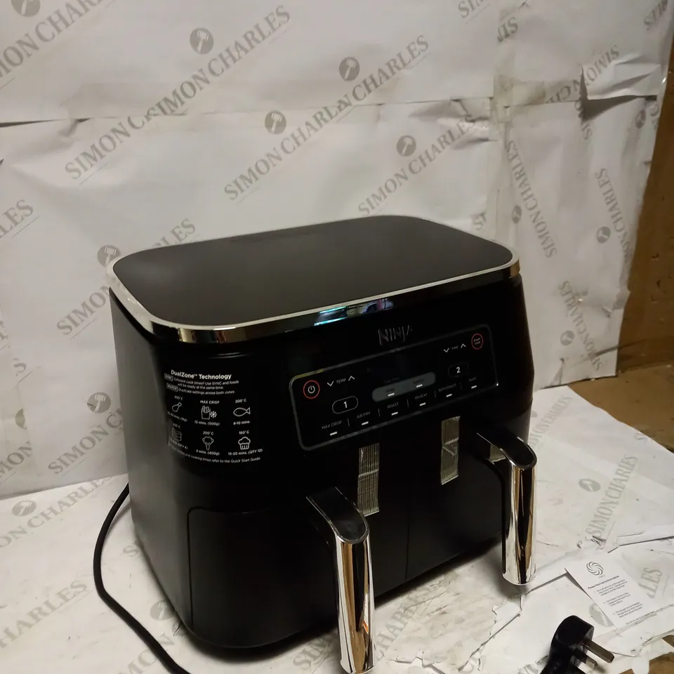 NINJA FOODI DUAL ZONE AIRFRYER AF300UK