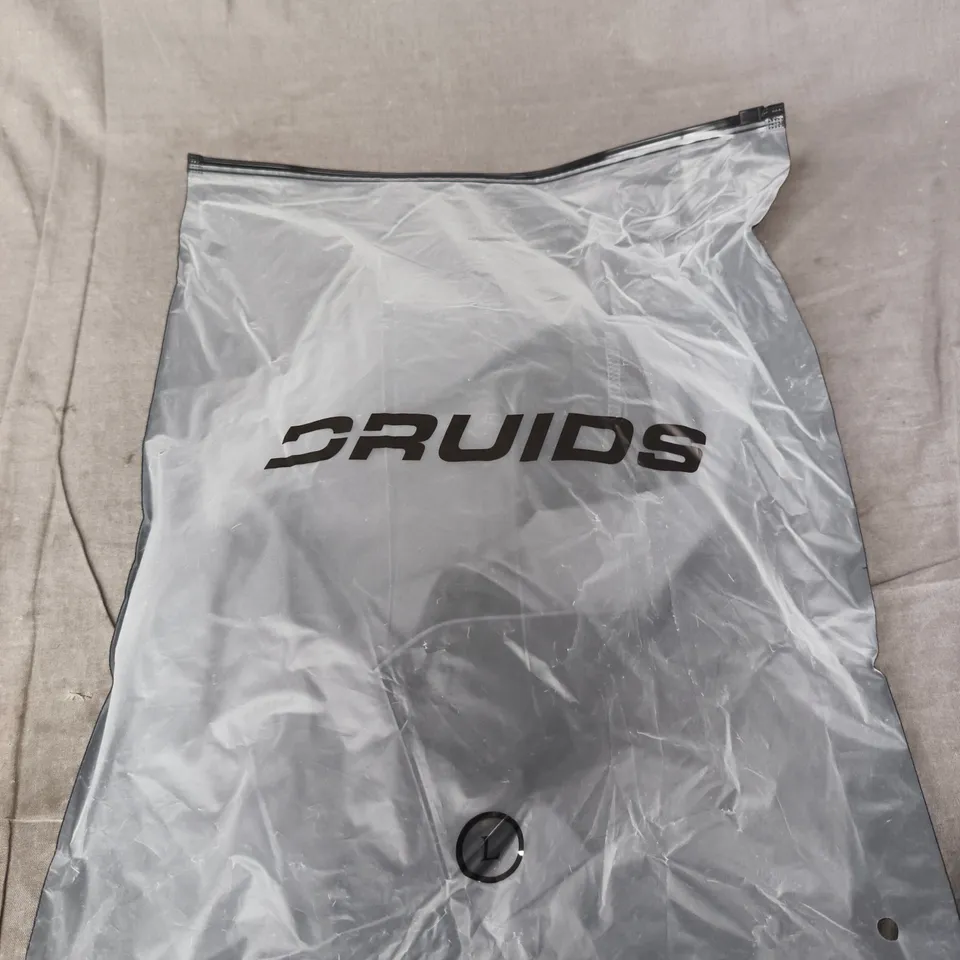 BAGGED DRUIDS 1/4 ZIP TOP - LARGE 