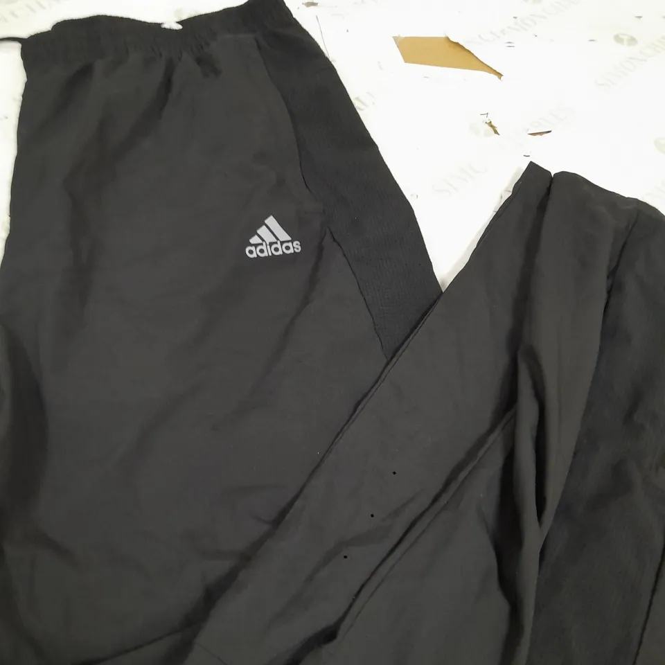 ADIDAS MENS TRACKSUIT PANTS IN BLACK - SIZE XL